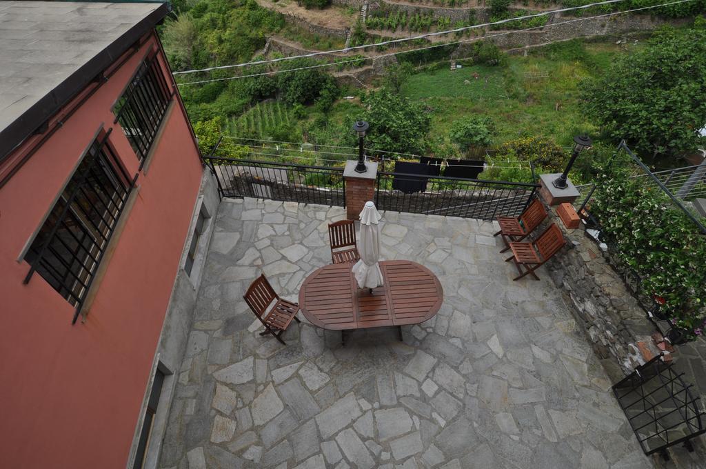 Sandra Villa Rooms Corniglia Eksteriør bilde