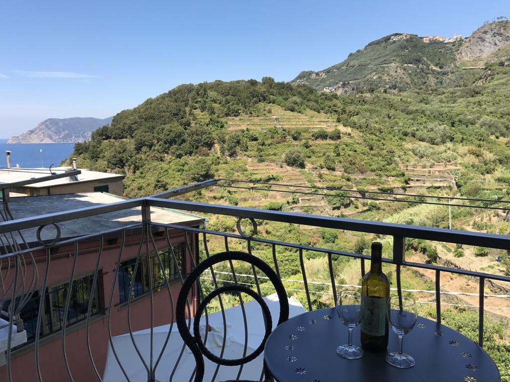 Sandra Villa Rooms Corniglia Eksteriør bilde