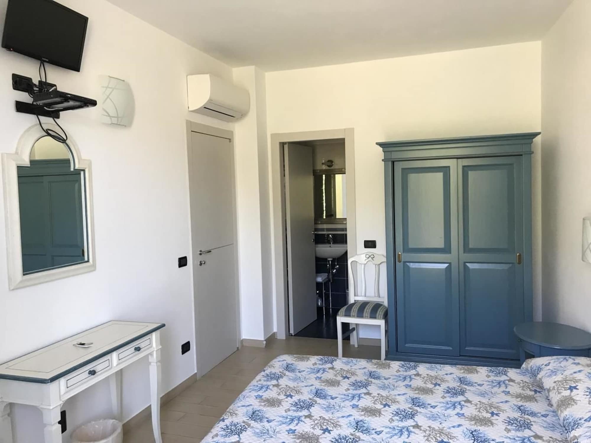 Sandra Villa Rooms Corniglia Eksteriør bilde